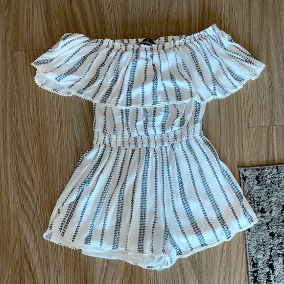 Lulus Pants - white/navy blue, off-the-shoulder romper